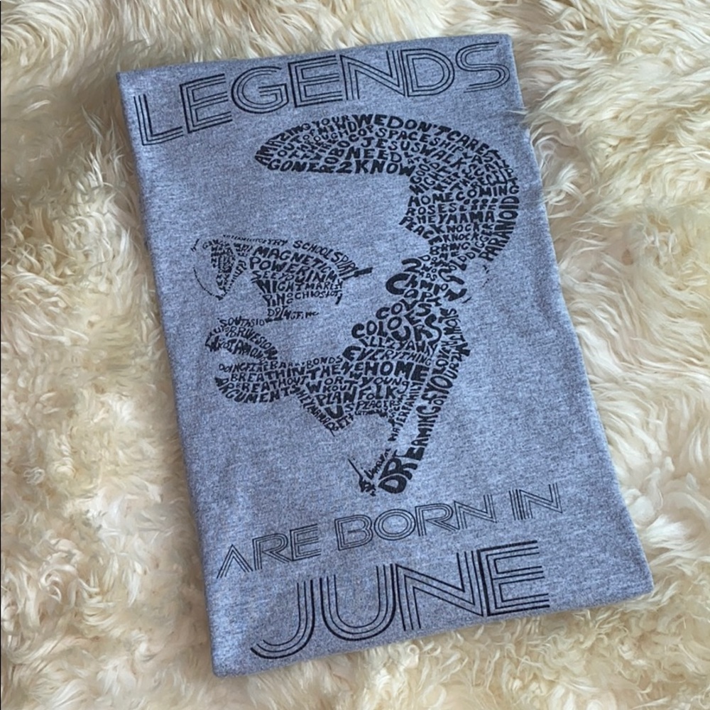 •zodiac• “LEGENDS ARE BORN IN JUNE” {heather gray} ♊️♋️ ‘Ye TEE - Picture 4 of 7
